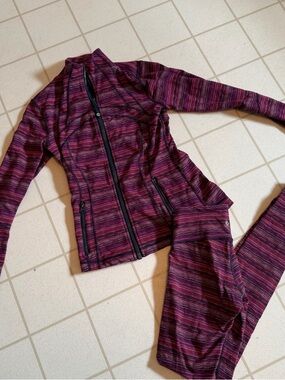 lululemon athletica Women's Maroon & Black Striped Track Jacket and leggings.4/6